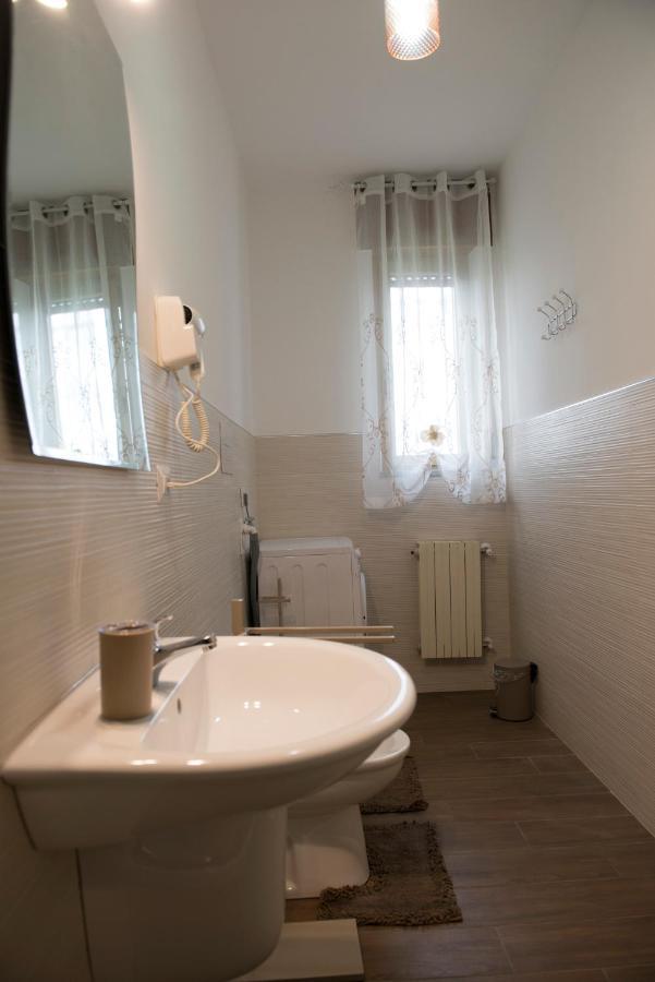 Villa Miriade B&B Paestum Bagian luar foto