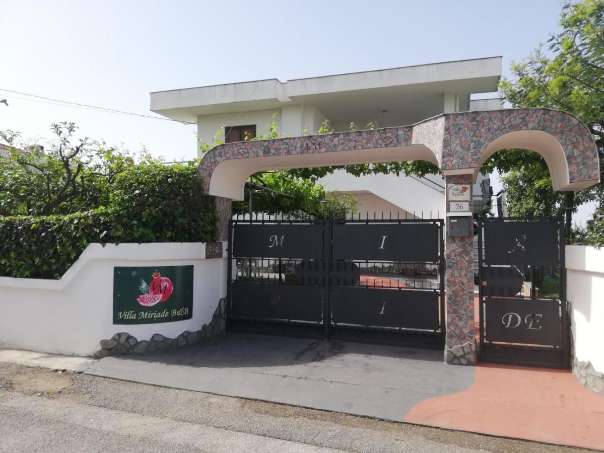 Villa Miriade B&B Paestum Bagian luar foto